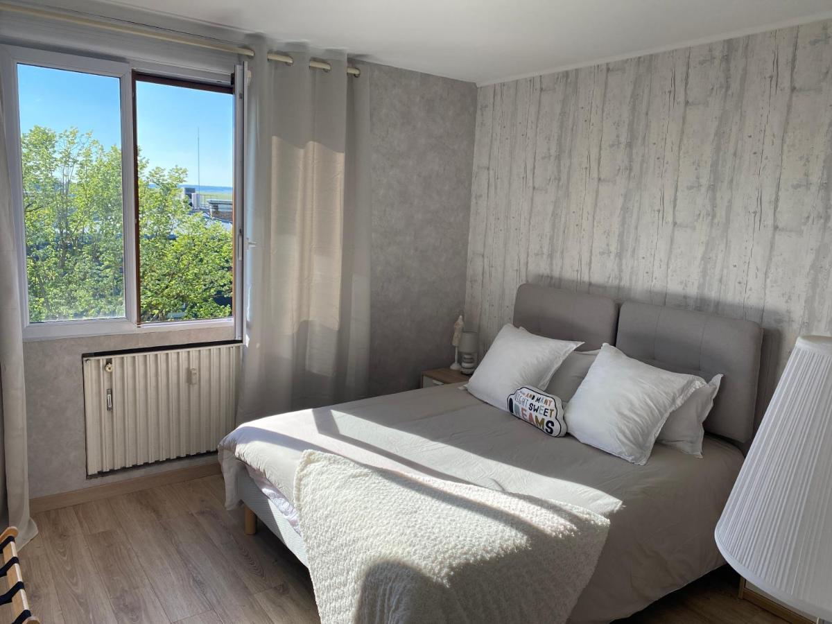 Avenue De Champagne Epernay Private Parking Apartment ภายนอก รูปภาพ