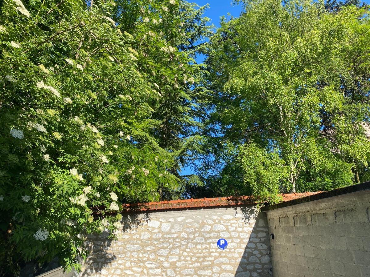 Avenue De Champagne Epernay Private Parking Apartment ภายนอก รูปภาพ
