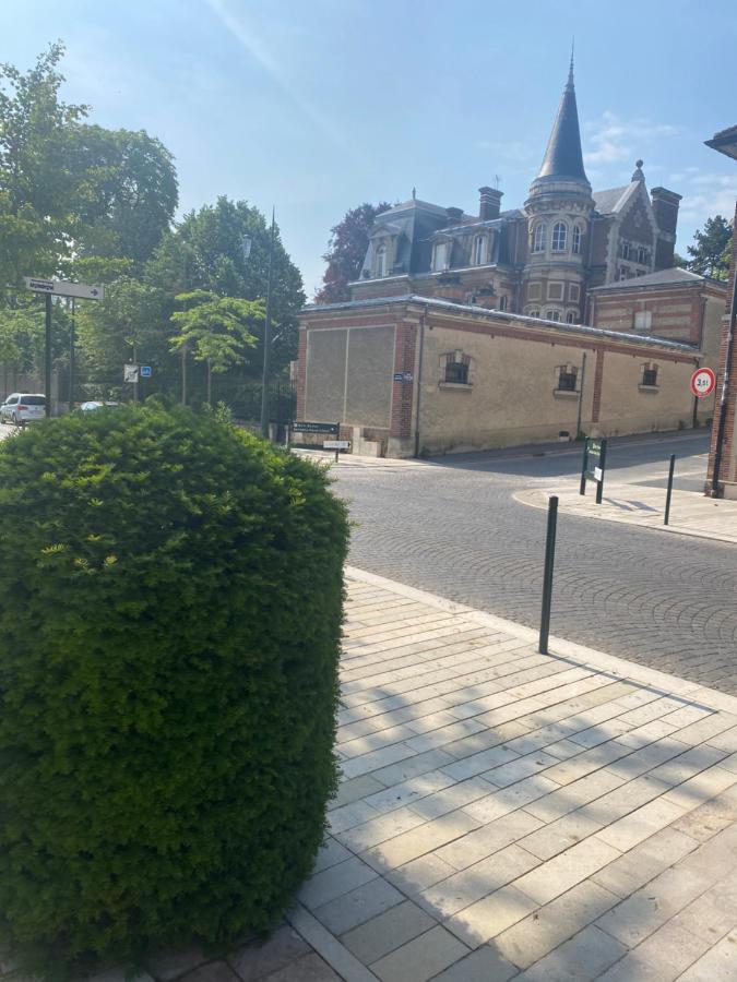 Avenue De Champagne Epernay Private Parking Apartment ภายนอก รูปภาพ