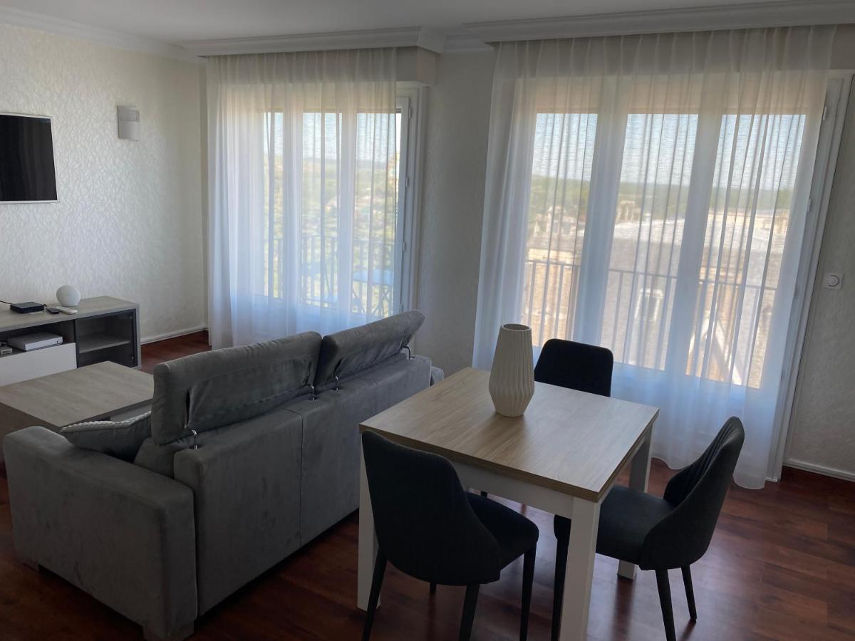 Avenue De Champagne Epernay Private Parking Apartment ภายนอก รูปภาพ